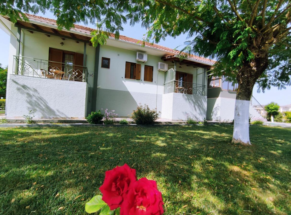 Zisis Garden Studios Янина Экстерьер фото