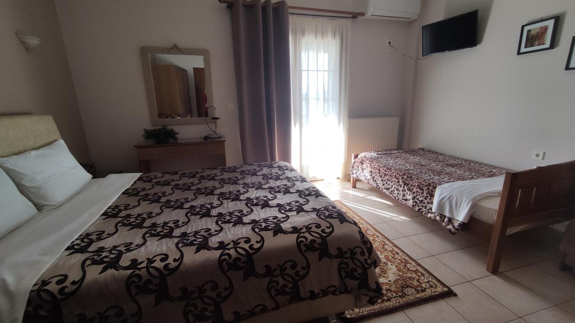Zisis Garden Studios Янина Номер фото