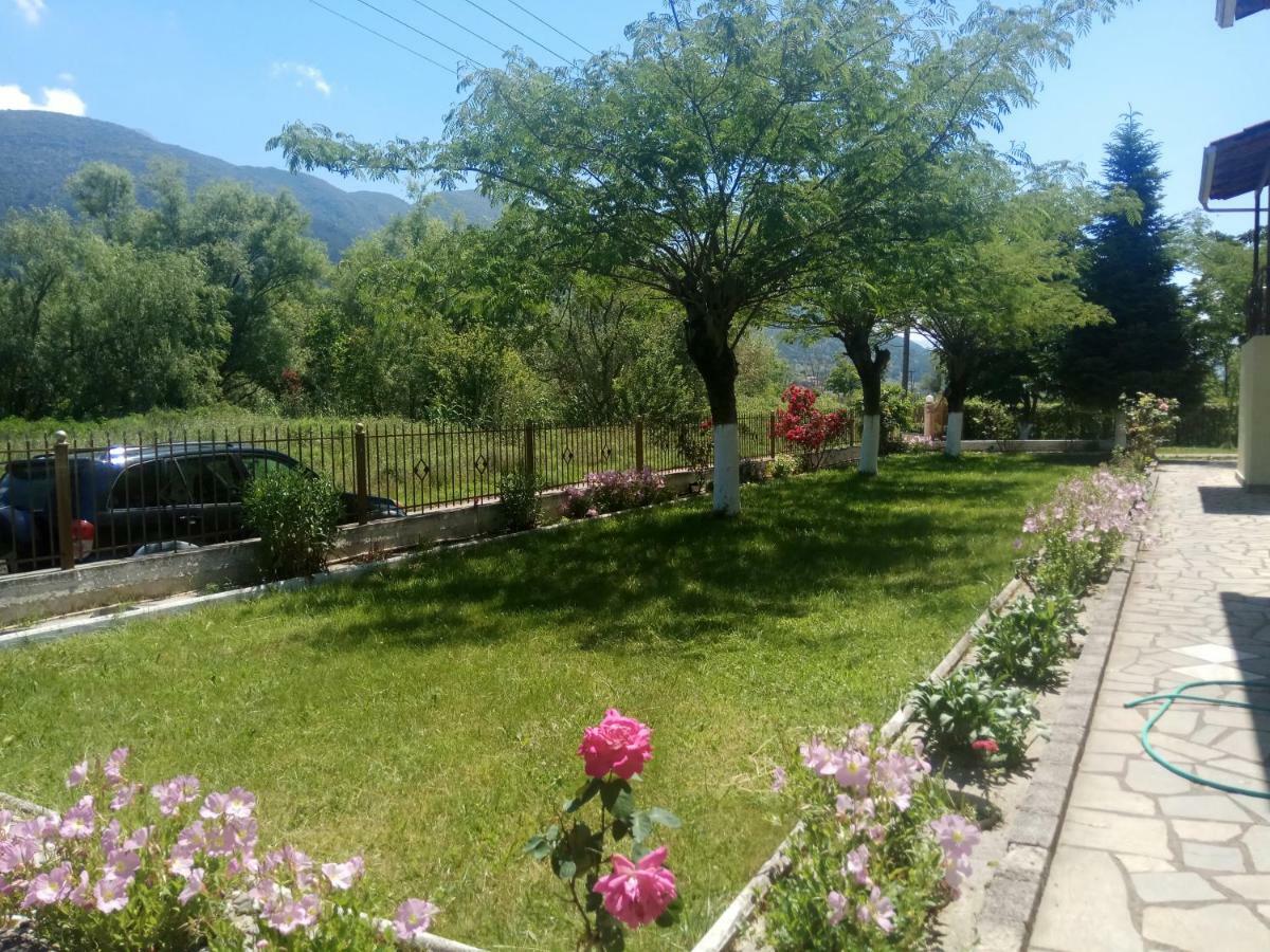 Zisis Garden Studios Янина Экстерьер фото